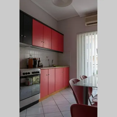 άνετο διαμέρισμα κοντά στην παραλία Apartment *