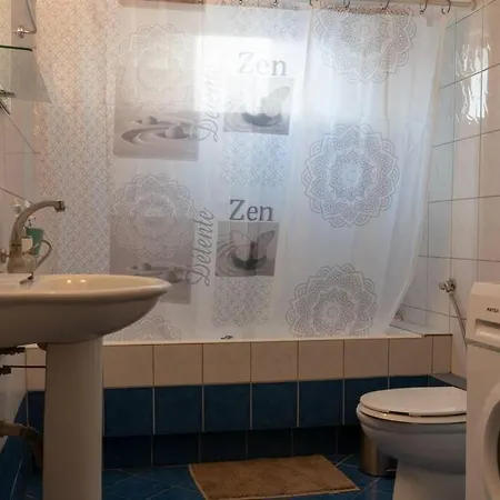 Apartment άνετο διαμέρισμα κοντά στην παραλία Faraí